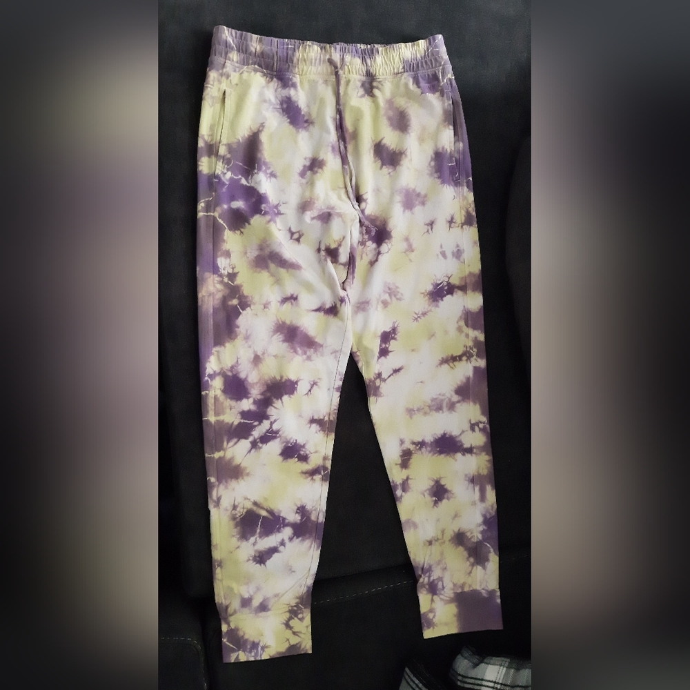 Victoria Secret PINK Women's Large Purple & Yellow Tie-Die Joggers.